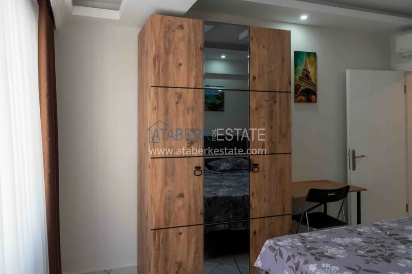 Purchase Rent in the best area of Alanya - two-bedroom apartment by the sea in the city center No. 18 12 