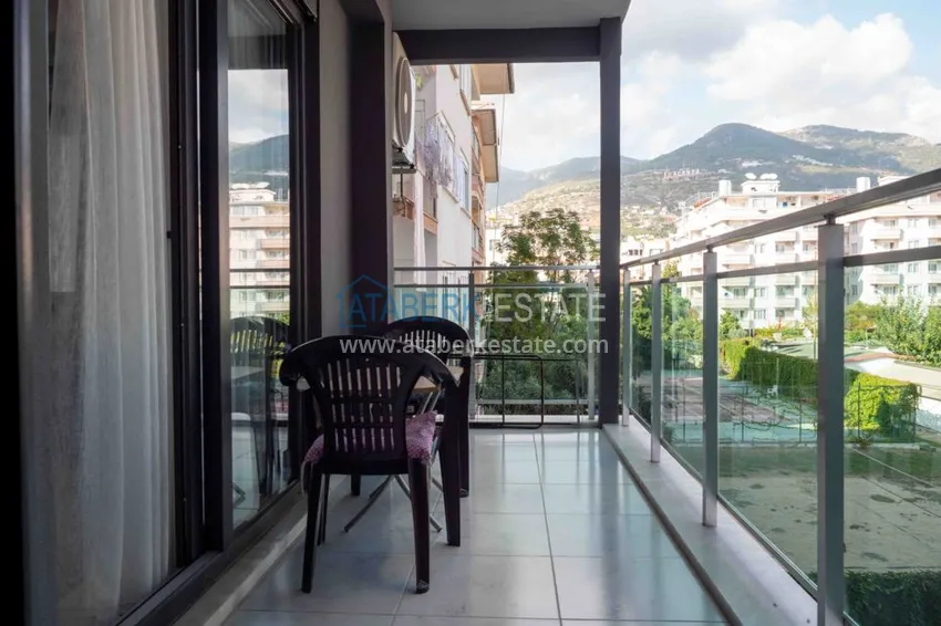Purchase Rent in the best area of Alanya - two-bedroom apartment by the sea in the city center No. 18 31 