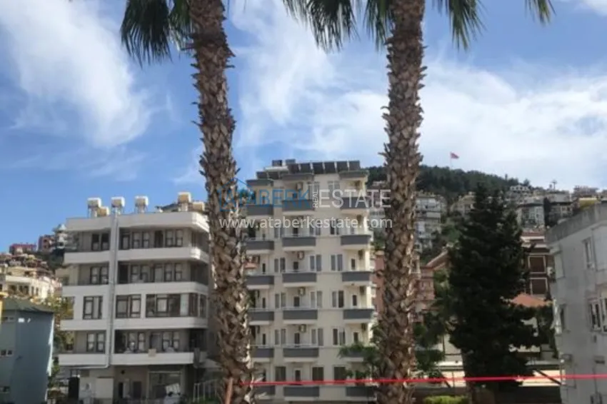 Three-room apartment in Alanya with furniture directly from the owner - Cleopatra beach area 1 