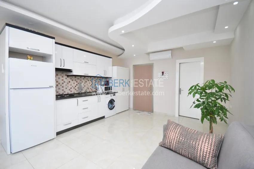 Purchase  Studio apartment in Mahmutlar with furniture in a complex on the first coastline 1 