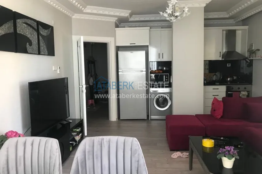 Three-room apartment in Alanya with furniture directly from the owner - Cleopatra beach area 2 