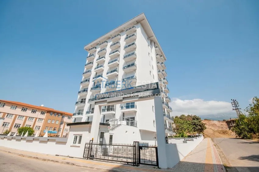 Newly furnished apartment in Mahmutlar, in a young complex near the sea 2 