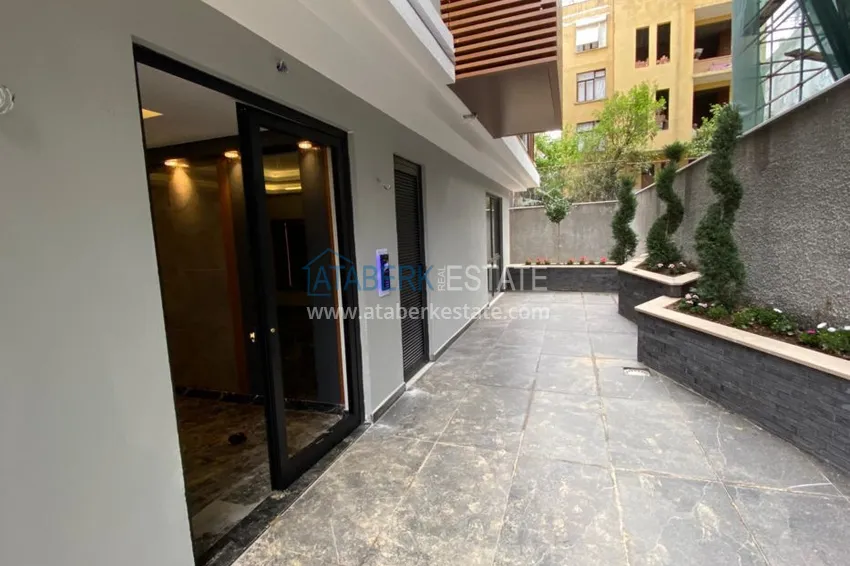 One-bedroom apartment for rent in the center of Alanya, 3 minutes walk from Cleopatra Beach No. 9 8 