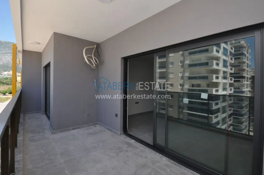 Purchase  Brand new apartment in Mahmutlar in a modern multi-apartment new building 8 