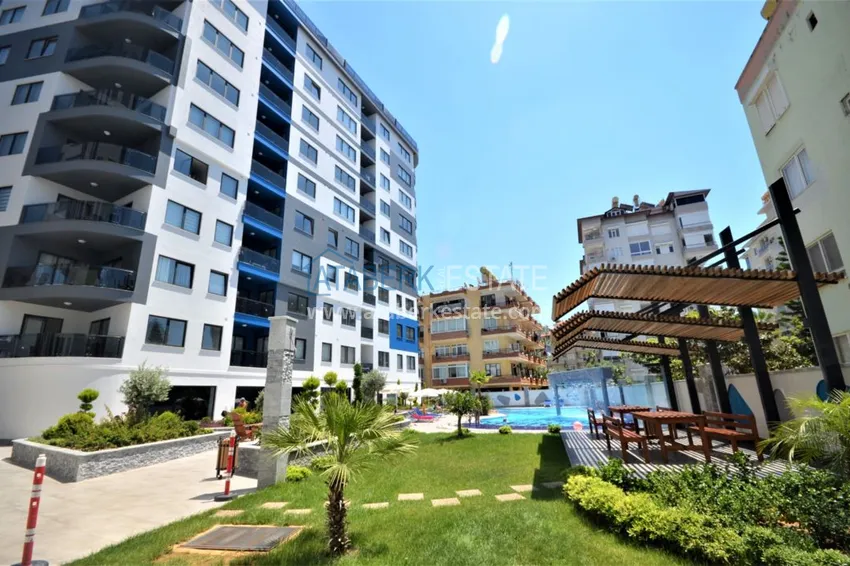 Three-room apartment in the center of Alanya with a fine finish 1 