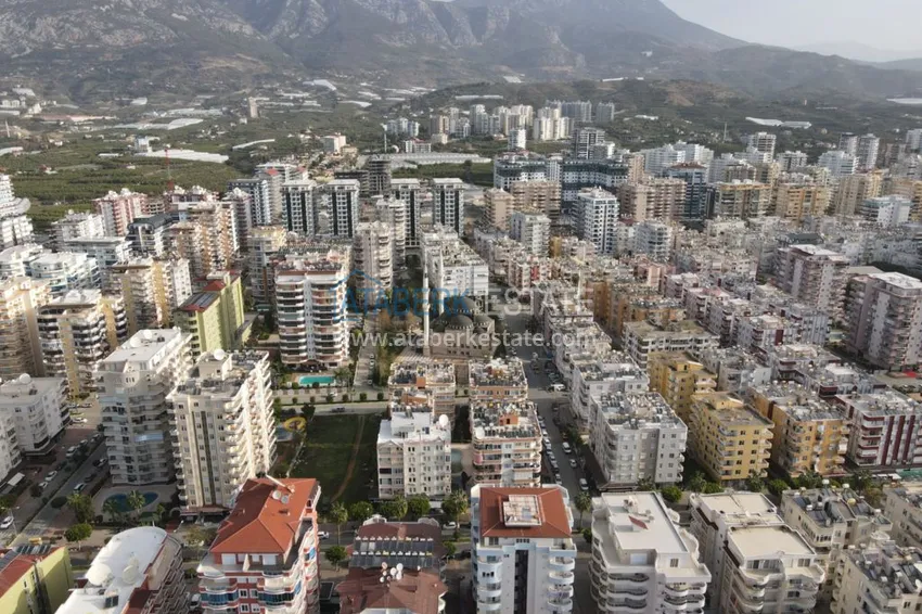 Apartment in Mahmutlar on the main street with furniture from the owner 12 