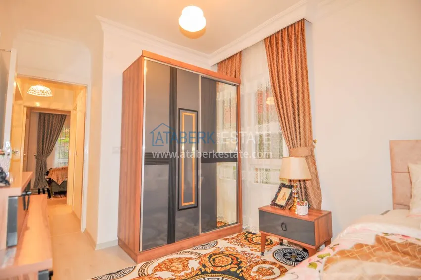 Purchase  Three-room apartment in Mahmutlar from the owner 13 