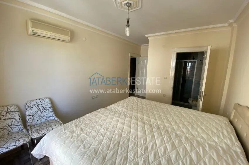 Purchase  Three-room apartments in Mahmutlar in a well-maintained complex 15 