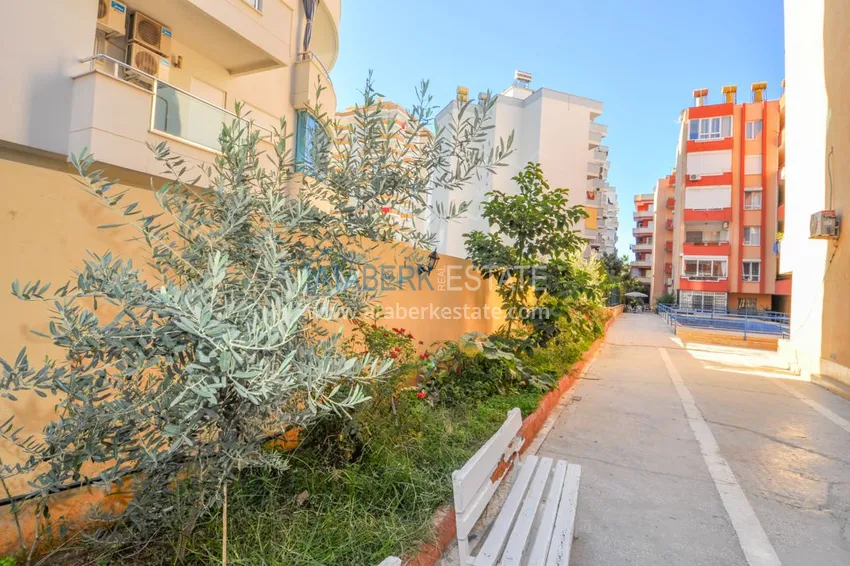 Three-room apartment in Mahmutlar from the owner 3 