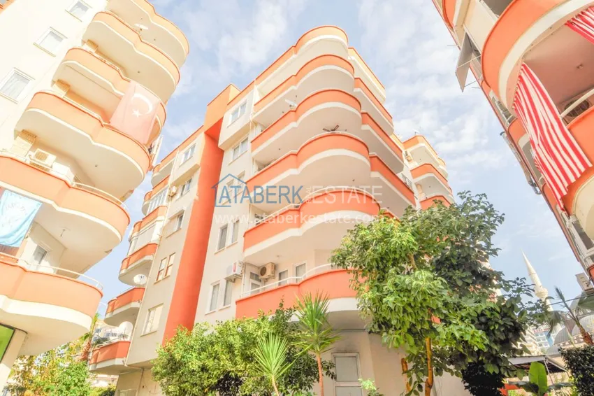 Apartment in Mahmutlar with furniture from the owner 2 minutes from the sea 4 