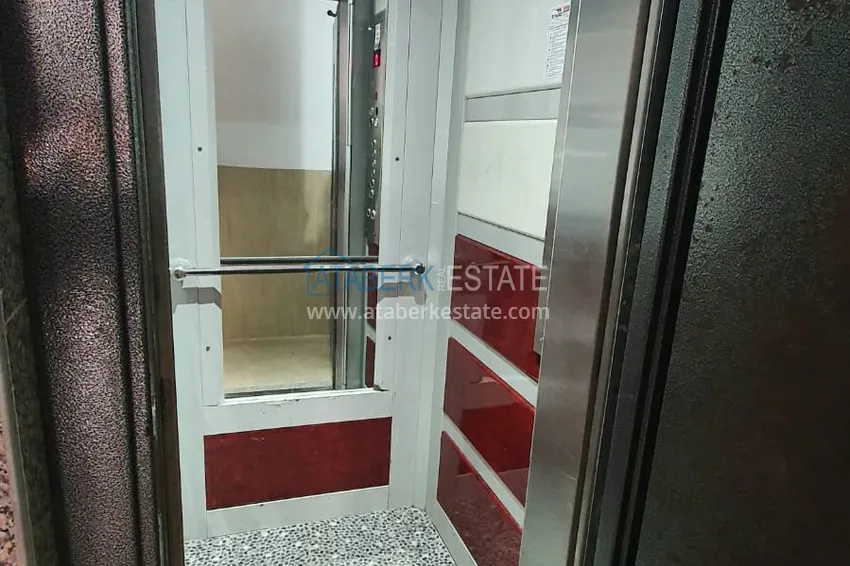 Apartment in Mahmutlar with furniture and a glazed balcony next to the sea 4 