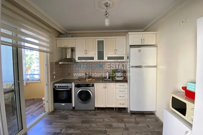 Purchase  Three-room apartments in Mahmutlar in a well-maintained complex 7 