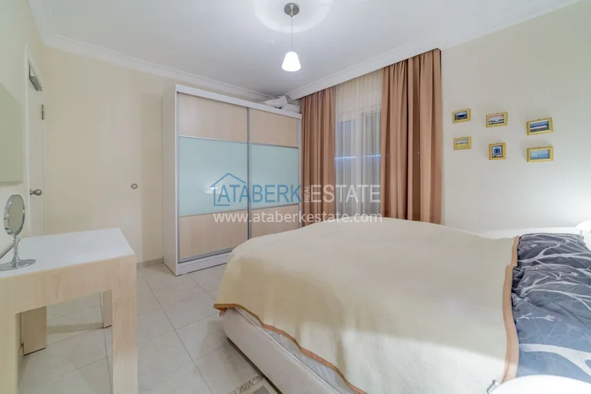 Purchase  Furnished three-room apartment in Oba in a comfortable complex 10 