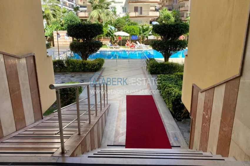 Three-room apartments in Mahmutlar in a well-maintained complex 9 