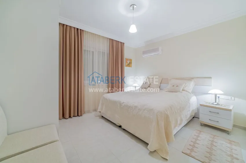 Purchase  Furnished three-room apartment in Oba in a comfortable complex 13 