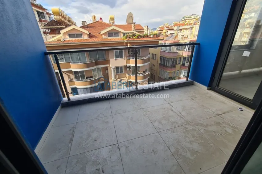 Purchase  Three-room apartment in the center of Alanya with a fine finish 9 