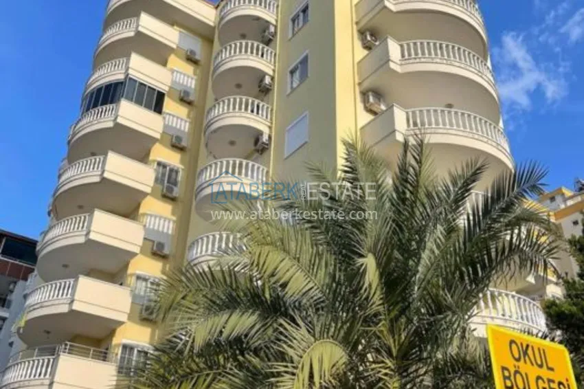 Huge penthouse in Mahmutlar furnished with a gorgeous view 2 