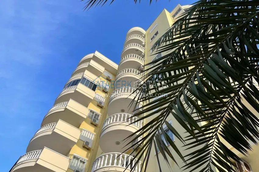 Huge penthouse in Mahmutlar furnished with a gorgeous view 3 