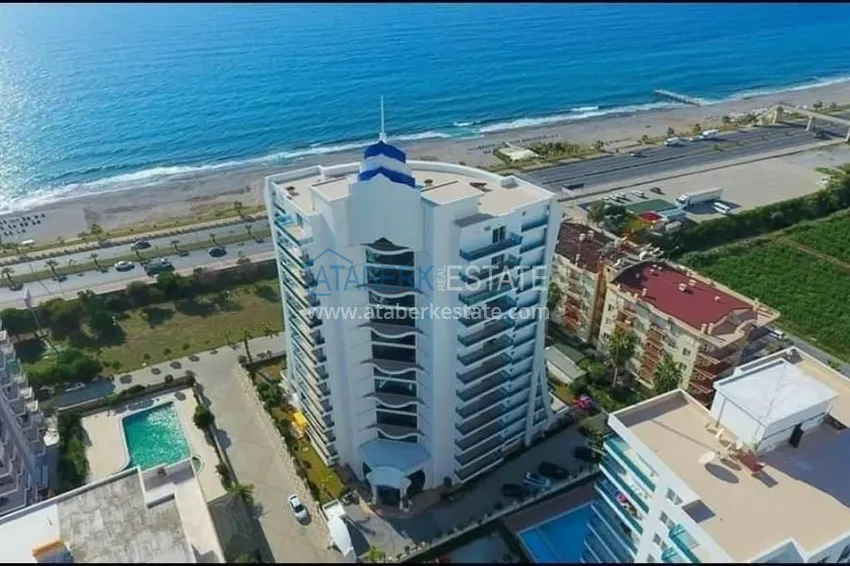 Apartment in Mahmutlar with furniture in a premium class complex on the first line 3 