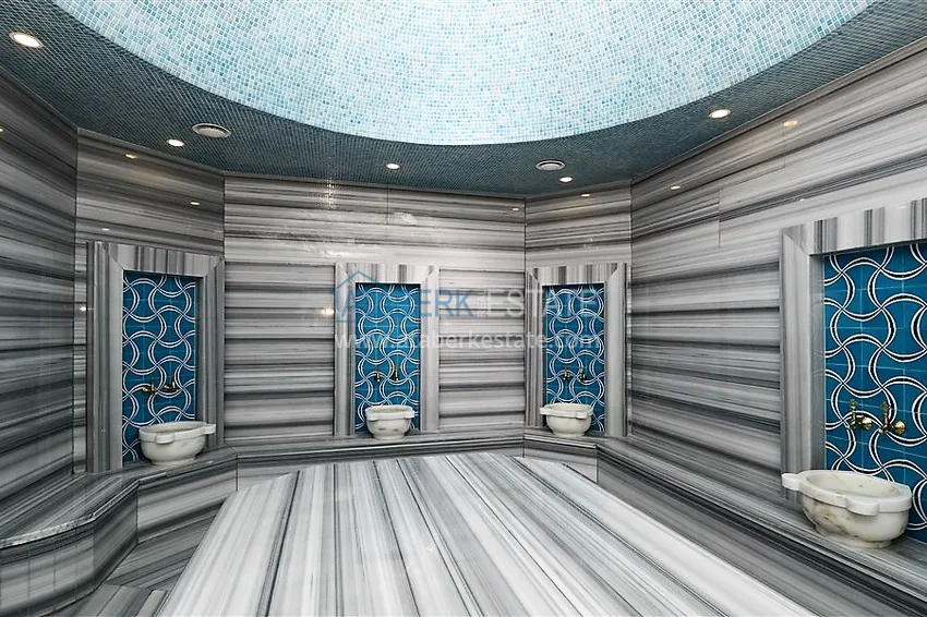 Penthouse in the Oba area in a magnificent residential complex with rich infrastructure. 12 