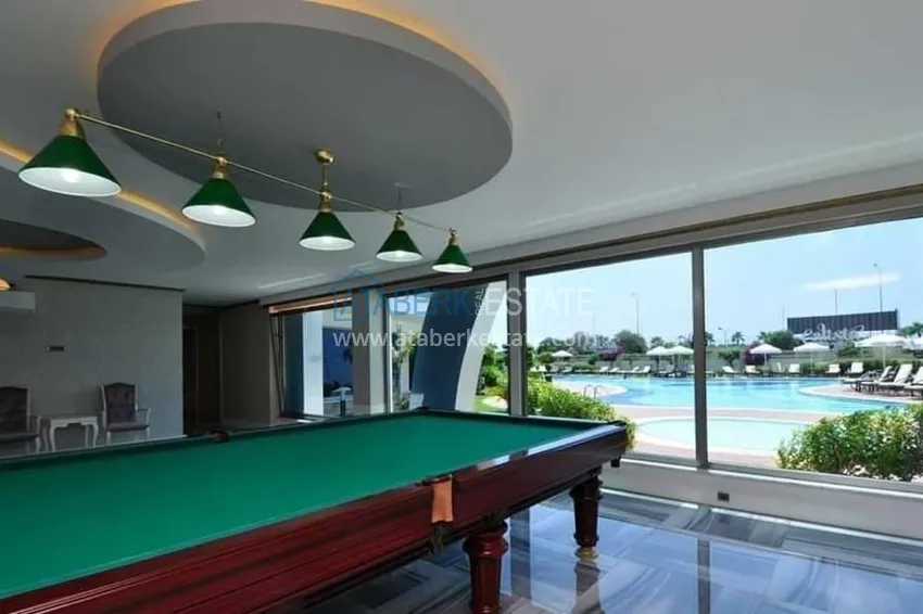 Apartment in Mahmutlar with furniture in a premium class complex on the first line 23 