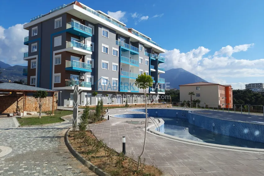 Apartment in Oba - Alanya with new furniture in a new building 1 