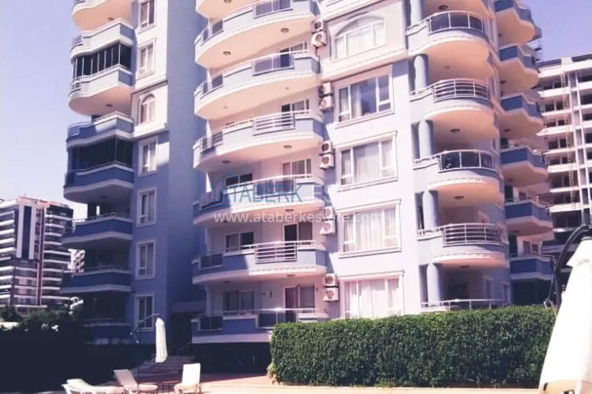 Three-room apartment in Alanya - Mahmutlar 1 