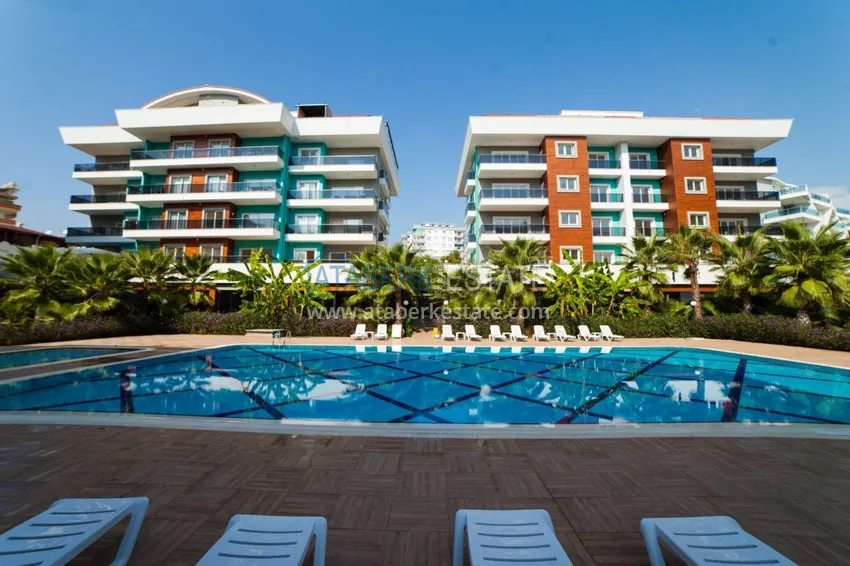 Penthouse in the Oba area in a magnificent residential complex with rich infrastructure. 1 