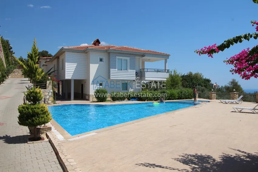 Villa in Alanya - Bektas area, two-storey furnished in a cottage complex 1 