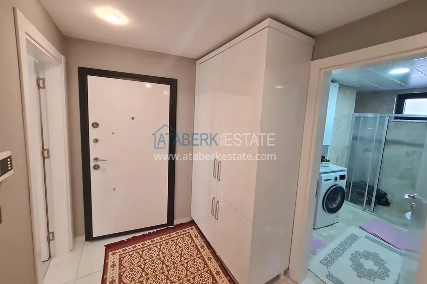 Purchase  Three-room apartment in the center of Alanya with a separate kitchen 2 