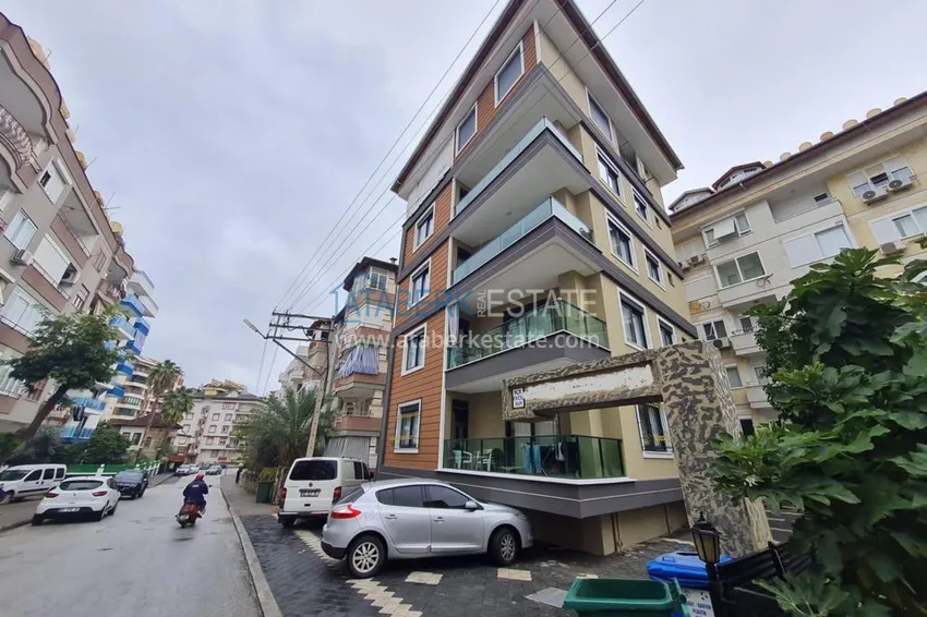 Three-room apartment in the center of Alanya with a separate kitchen 2 