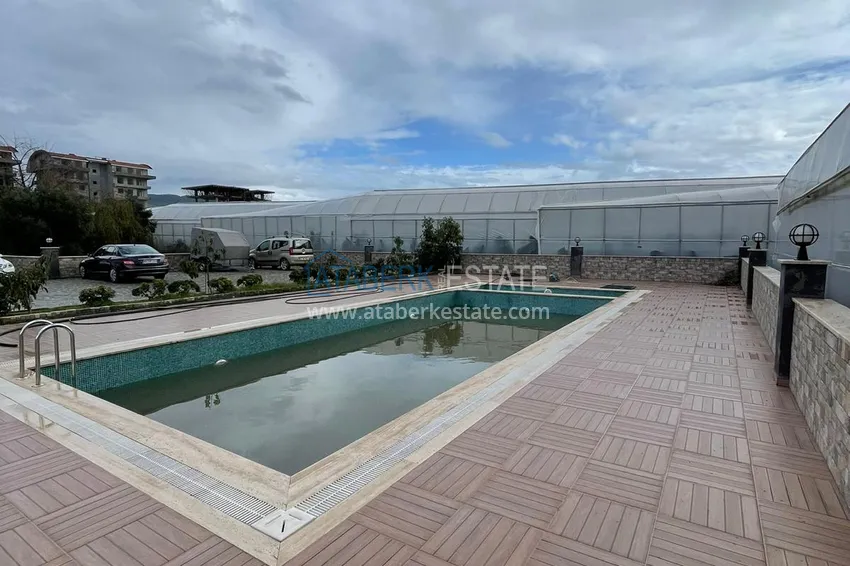 King size duplex penthouse in Kargicak with a fine finish 3 