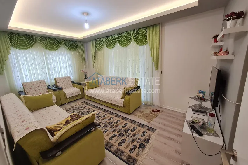 Purchase  Three-room apartment in the center of Alanya with a separate kitchen 5 