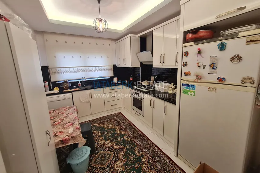 Purchase  Three-room apartment in the center of Alanya with a separate kitchen 7 