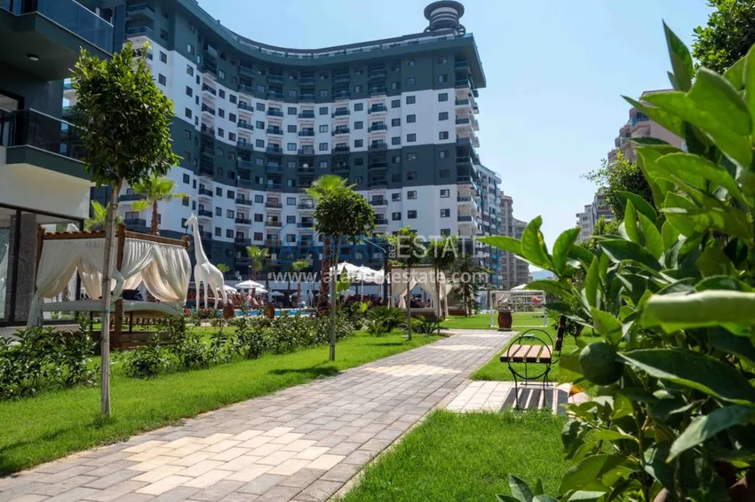 Rent an apartment in Mahmutlar in a comfortable complex 11 