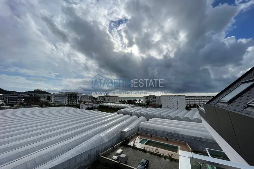 Purchase King size duplex penthouse in Kargicak with a fine finish 34 