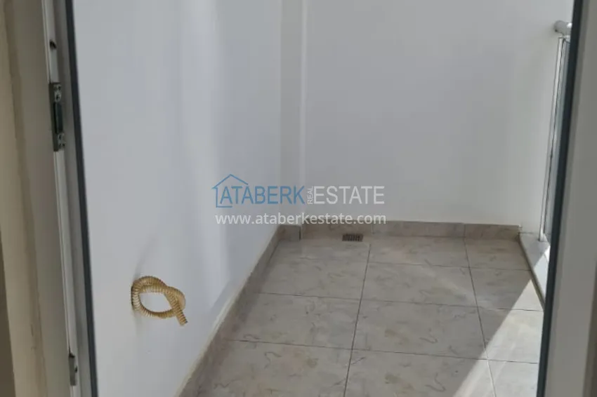 Purchase  Three-room apartment in Mahmutlar with a separate kitchen 16 