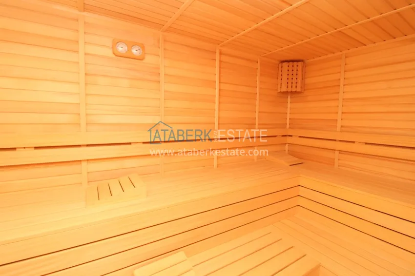 Apartment in Mahmutlar with furniture, glazed balcony and very spacious terrace 16 