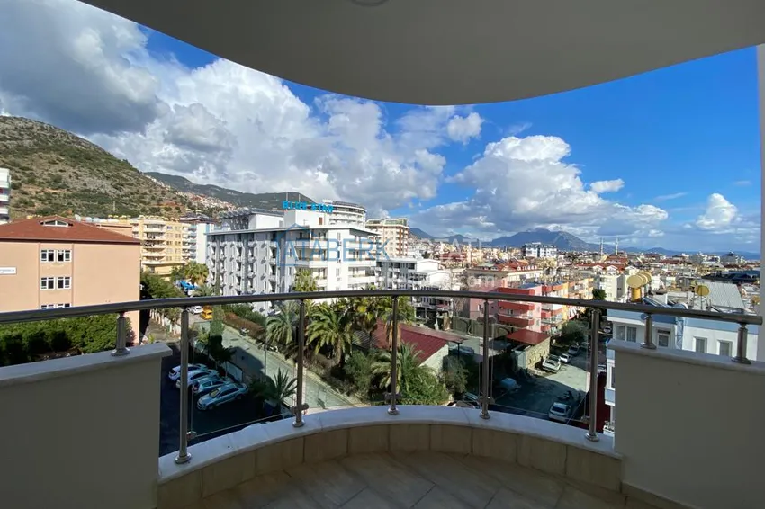 Purchase  Apartment in the center of Alanya with designer interior and view characteristics 19 