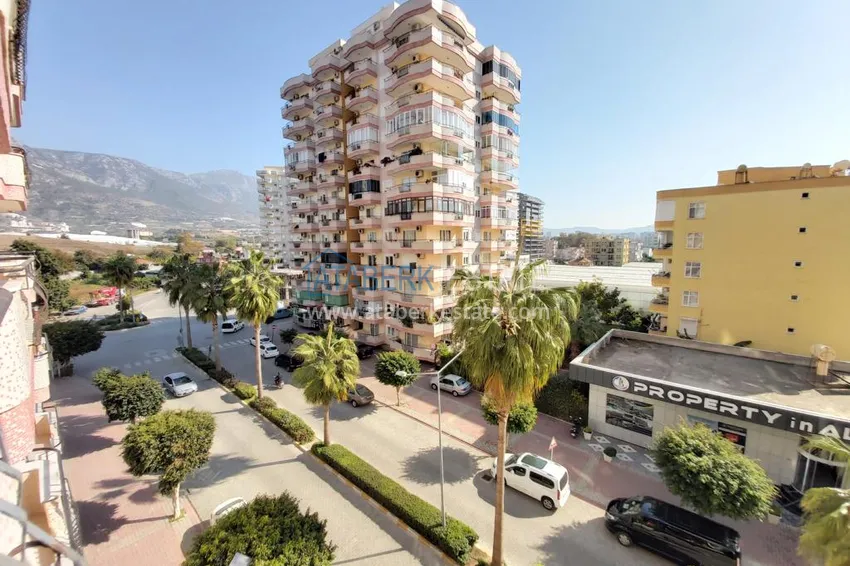 Purchase Apartment in Mahmutlar with mountain views in a well-maintained complex 15 