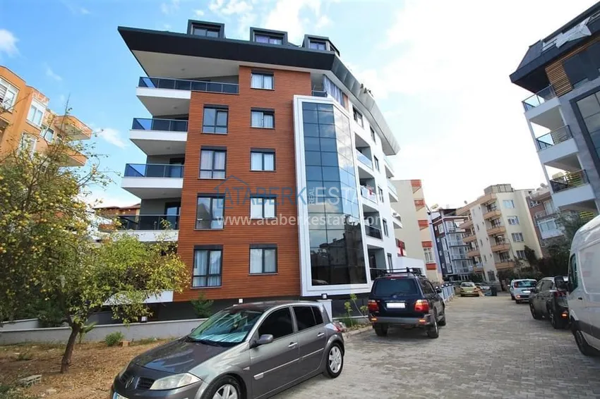 Furnished apartment in the center of Alanya, next to the sea 3 