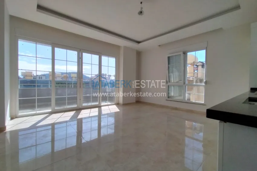 Apartments in the center of Alanya with a fine finish in a new building 1 