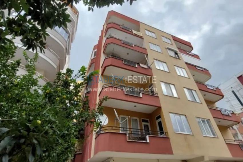 Spacious three-room apartment in Mahmutlar near the sea 1 