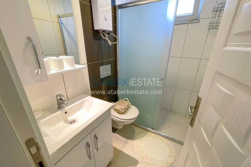 Purchase  Apartment in Mahmutlar with furniture, glazed balcony and very spacious terrace 20 