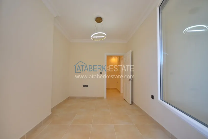 Purchase Apartment in the center of Alanya partially furnished with a glazed balcony 21 