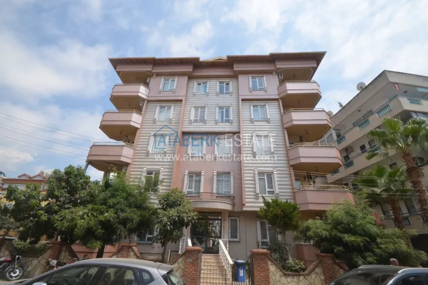 Furnished apartment in the center of Alanya in a comfortable complex 2 