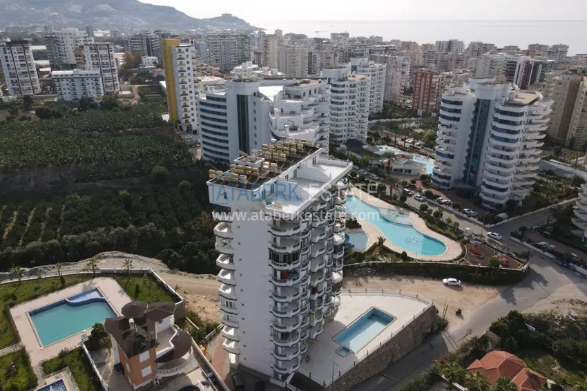 Furnished apartment in Mahmutlar with mountain and sea views 2 
