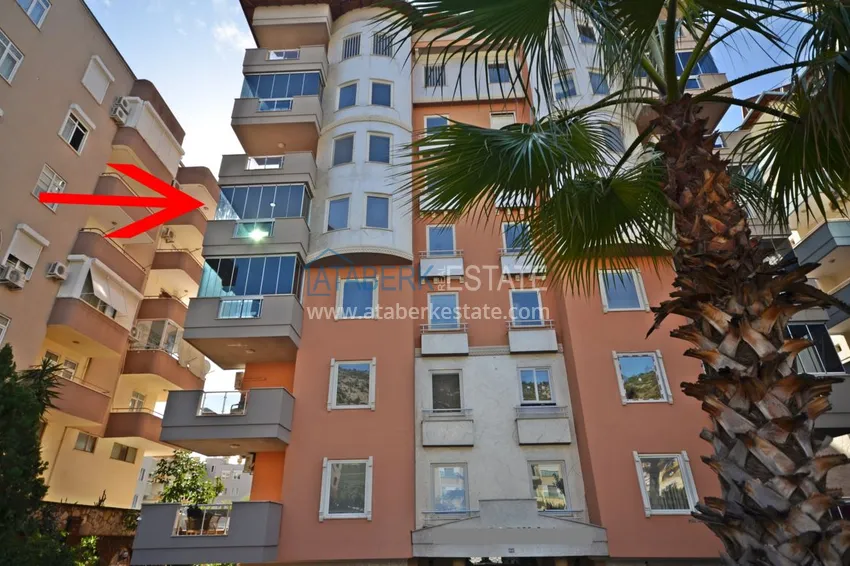 Apartment in the center of Alanya partially furnished with a glazed balcony 2 