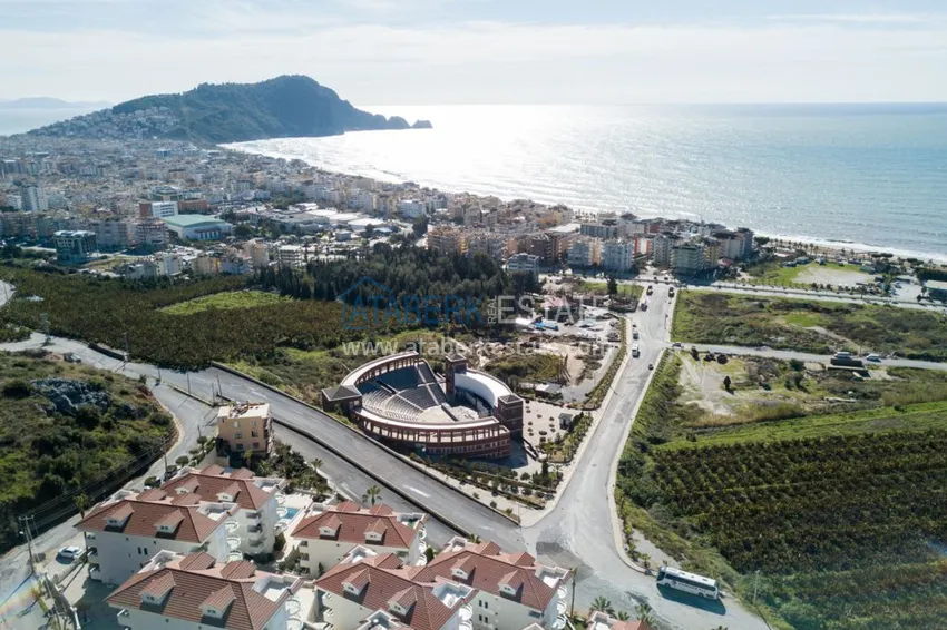 Apartment in Alanya with furniture and sea views in the Cleopatra beach area 5 