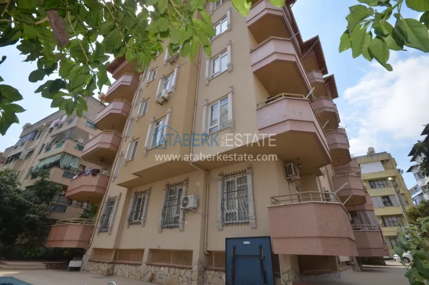 Furnished apartment in the center of Alanya in a comfortable complex 3 